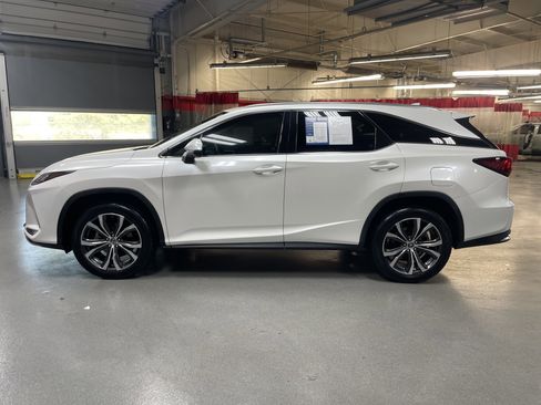 Used 2022 Lexus RX 350L FWD w/ Premium Package image 7