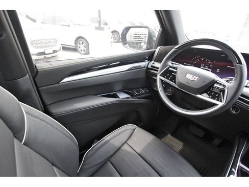 New 2026 Cadillac Escalade ESV Sport RWD image 8