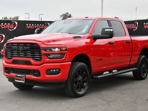 Used 2026 RAM 2500 Big Horn AWD/4WD image 3
