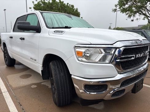 Used 2019 RAM 1500 Tradesman RWD image 3