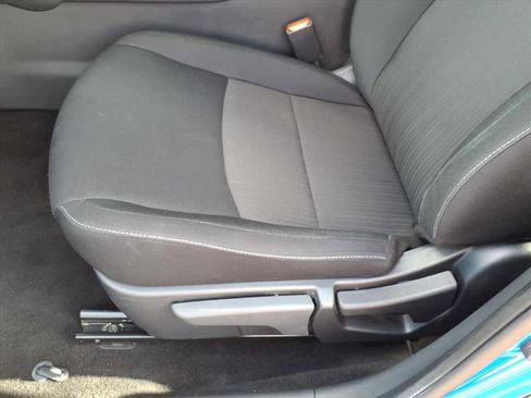 Used 2025 Nissan Sentra SV FWD image 6