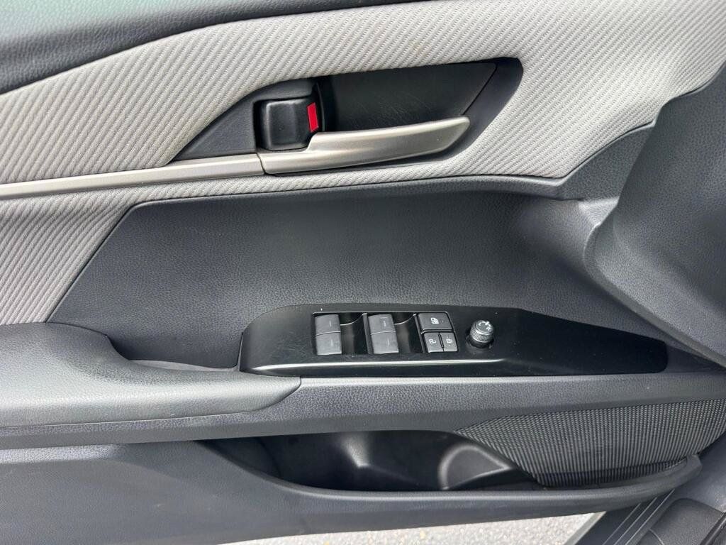 Certified 2026 Toyota Camry SE AWD/4WD image 13