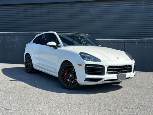Certified 2021 Porsche Cayenne GTS image 12
