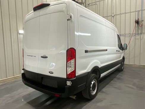 Used 2023 Ford Transit 250 Medium Roof image 21