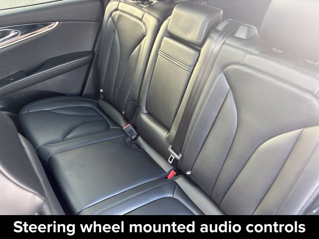 Used 2022 Lincoln Nautilus Reserve AWD/4WD image 27