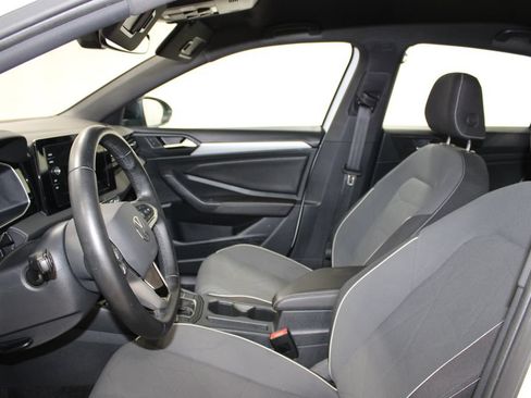 Used 2025 Volkswagen Jetta Sport FWD image 12