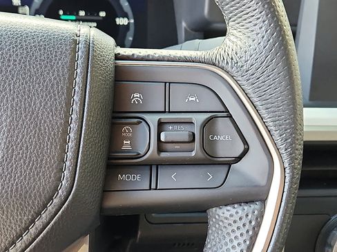 Used 2024 Toyota Tacoma TRD Off-Road image 22