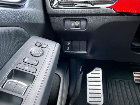 Used 2024 Honda Civic Sport image 31