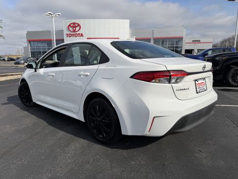 Certified 2024 Toyota Corolla LE image 7