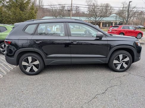 Used 2025 Volkswagen Taos S image 6