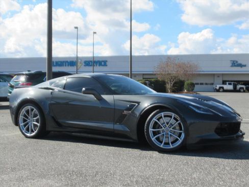 Used 2019 Chevrolet Corvette Grand Sport image 2