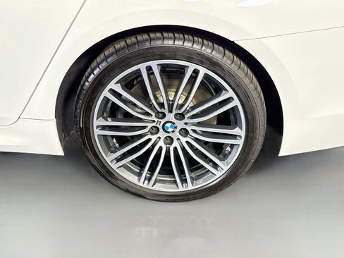 Used 2019 BMW 540i w/ M Sport Package RWD image 37