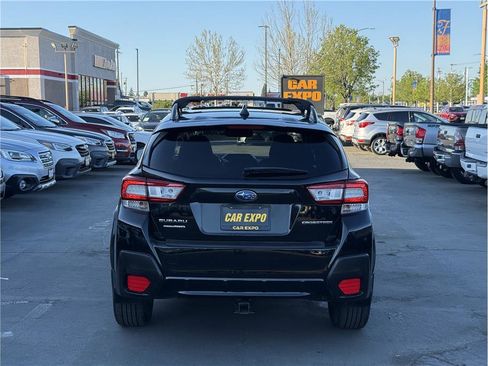 Used 2018 Subaru Crosstrek 2.0i Premium image 5