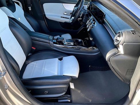 Used 2020 Mercedes-Benz CLA 35 AMG 4MATIC image 28