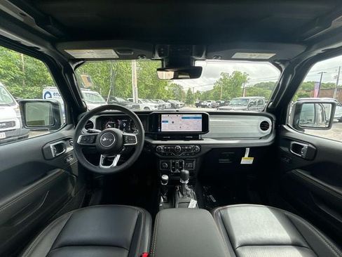 New 2025 Jeep Wrangler Unlimited Sahara w/ Safety Group AWD/4WD image 7