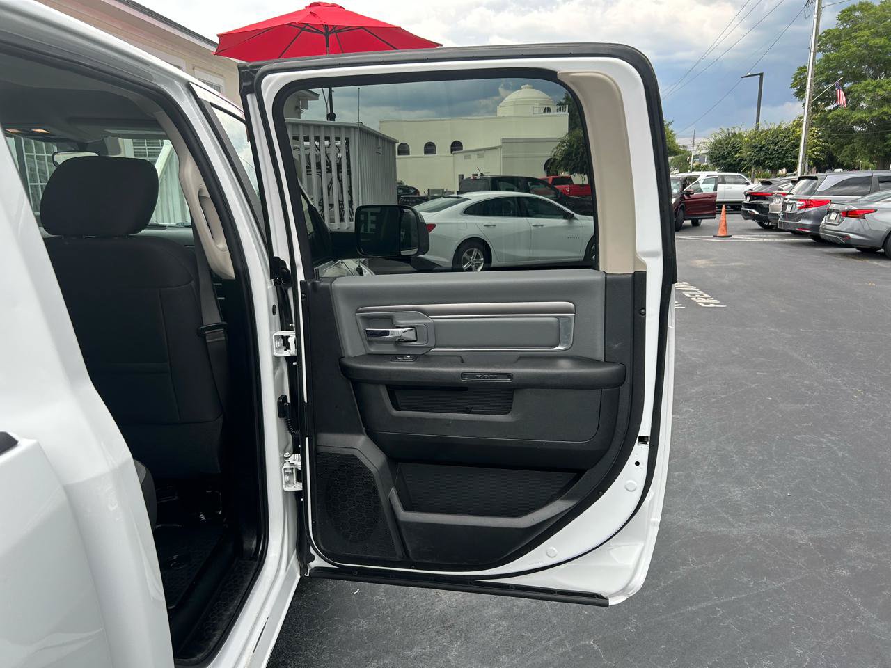 Used 2021 RAM 1500 Classic SLT w/ Protection Group AWD/4WD image 22