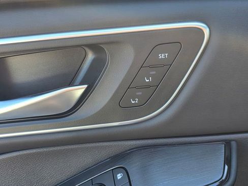 New 2026 Nissan Rogue Platinum AWD/4WD image 11