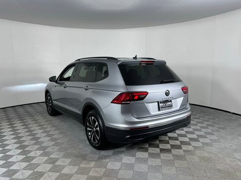 Used 2024 Volkswagen Tiguan S image 10