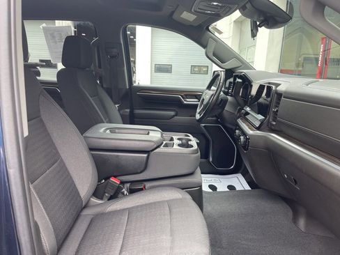 Used 2022 Chevrolet Silverado 1500 LT AWD/4WD image 20
