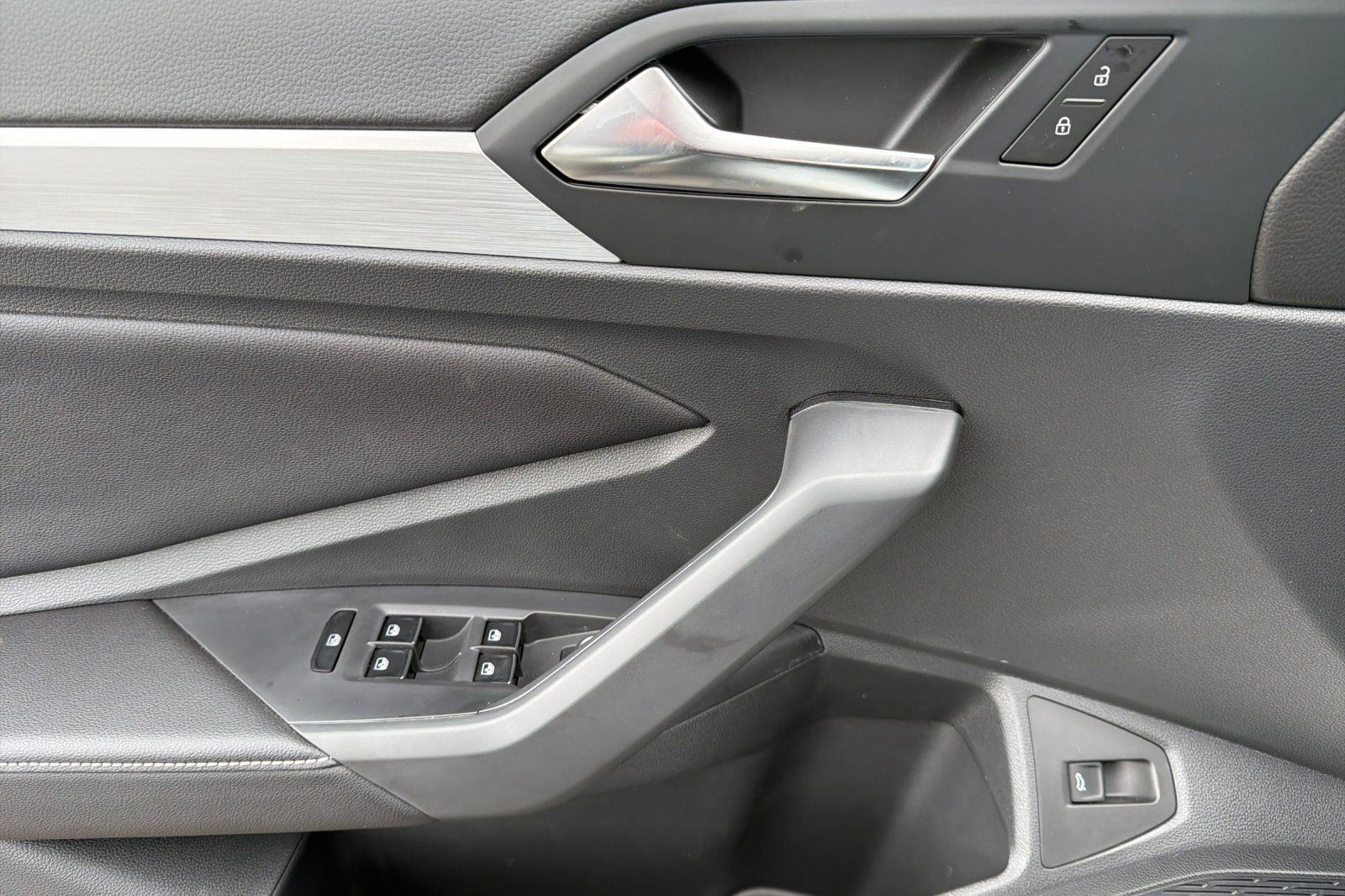 New 2026 Volkswagen Jetta Sport FWD image 10