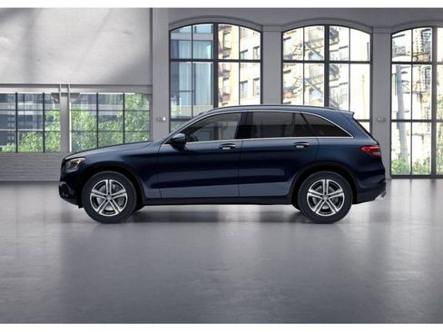 Used 2017 Mercedes-Benz GLC 300 image 32