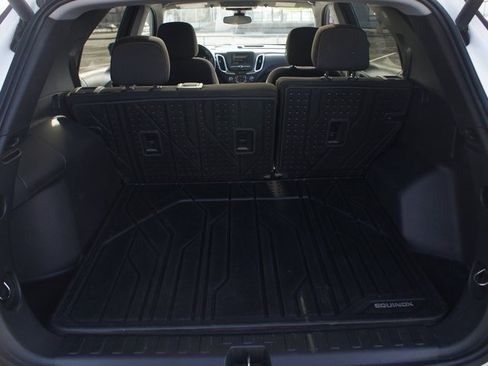 Used 2024 Chevrolet Equinox LT w/ LPO, Floor Liner Package image 17