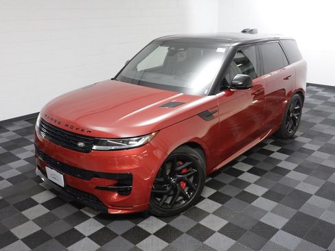 Certified 2025 Land Rover Range Rover Sport Dynamic SE AWD/4WD image 2