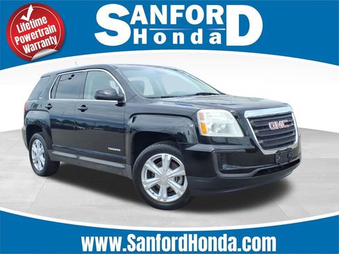 Used 2017 GMC Terrain SLE FWD image 1