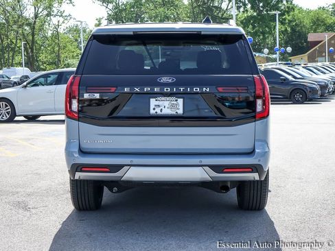 Used 2025 Ford Expedition Platinum w/ Platinum Ultimate Package AWD/4WD image 6