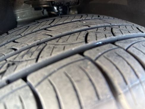 Used 2024 Ford Edge SEL w/ Cargo Accessory Package image 31