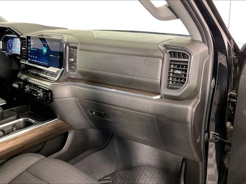 Used 2023 Chevrolet Silverado 1500 RST AWD/4WD image 19