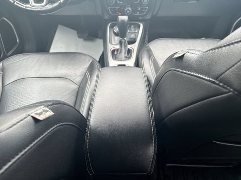 Used 2021 Jeep Compass Latitude AWD/4WD image 31