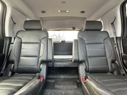 Used 2019 GMC Yukon Denali w/ Denali Ultimate Package AWD/4WD image 36