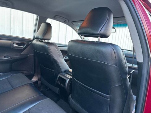 Used 2017 Toyota Camry SE image 27