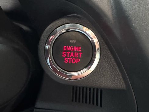 Used 2025 Subaru Forester Limited image 11