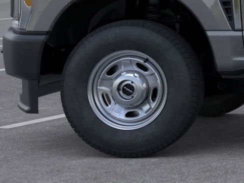 New 2026 Ford F250 XL image 19