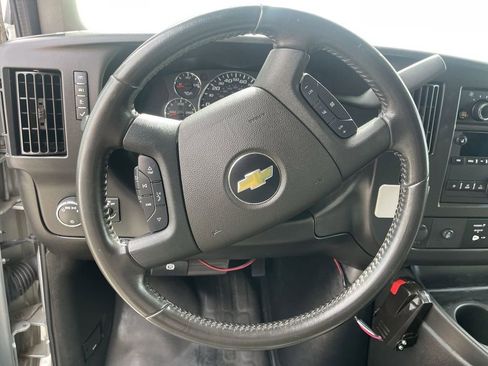 Used 2021 Chevrolet Express 2500 Extended w/ Driver Convenience Package RWD image 4