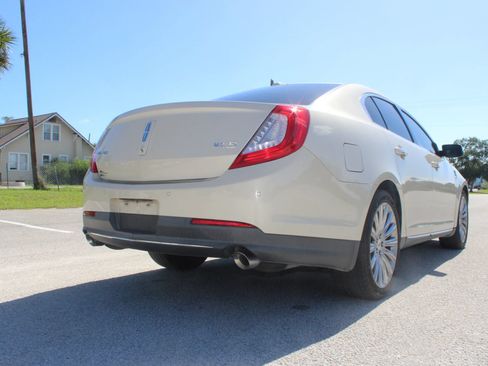 Used 2014 Lincoln MKS w/ Equipment Group 101A FWD image 33