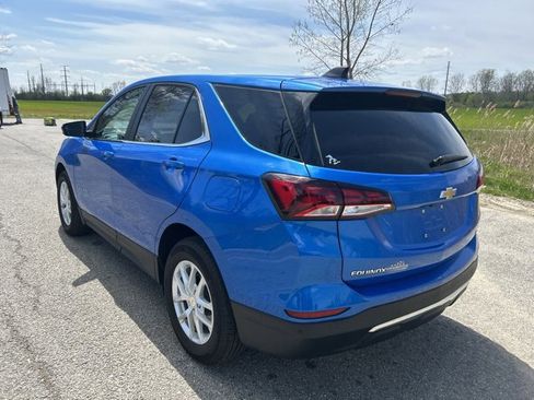 Used 2024 Chevrolet Equinox LT FWD image 2