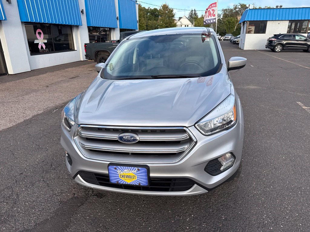 Used 2017 Ford Escape SE AWD/4WD image 3