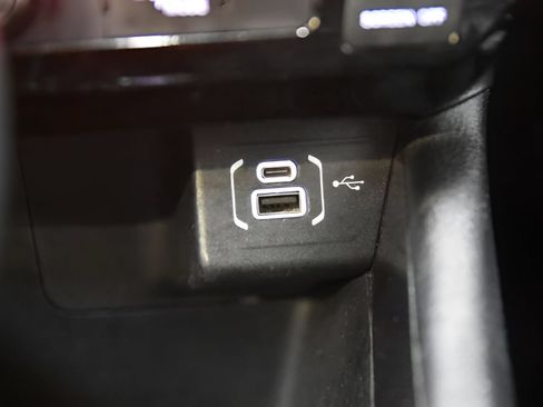 Used 2024 Jeep Compass Latitude AWD/4WD image 29