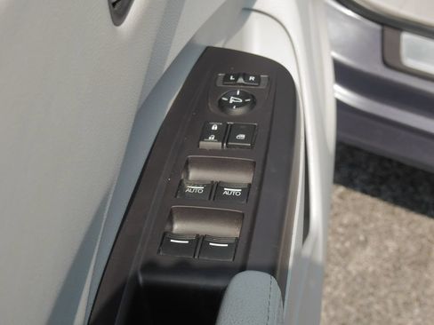 Used 2018 Acura RDX w/ Technology Package AWD/4WD image 22