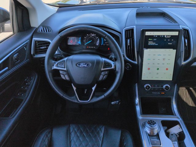 Used 2024 Ford Edge Titanium w/ Class II Trailer Tow Package AWD/4WD image 15
