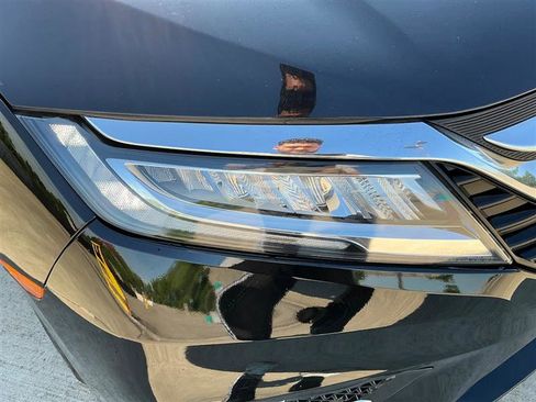 Used 2018 Honda Odyssey Touring image 20
