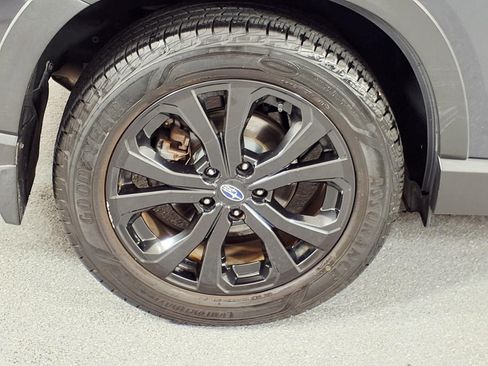 Used 2019 Subaru Forester Sport image 3