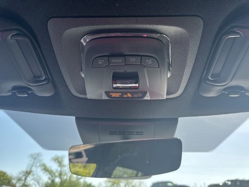 New 2025 Toyota Corolla Cross AWD Hybrid image 21