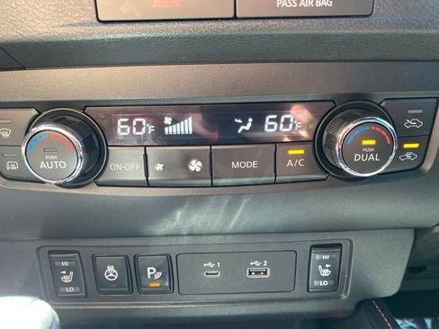 Used 2022 Nissan Frontier PRO-4X AWD/4WD image 9