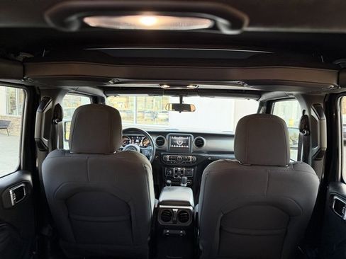 Used 2020 Jeep Wrangler Unlimited Sport S image 37