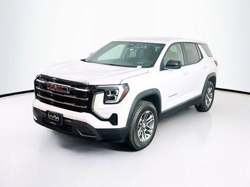 Used 2025 GMC Terrain Elevation AWD/4WD image 3