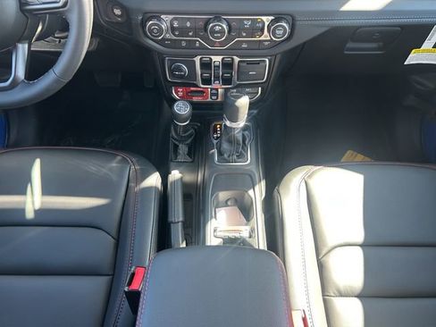 New 2026 Jeep Gladiator Rubicon AWD/4WD image 15